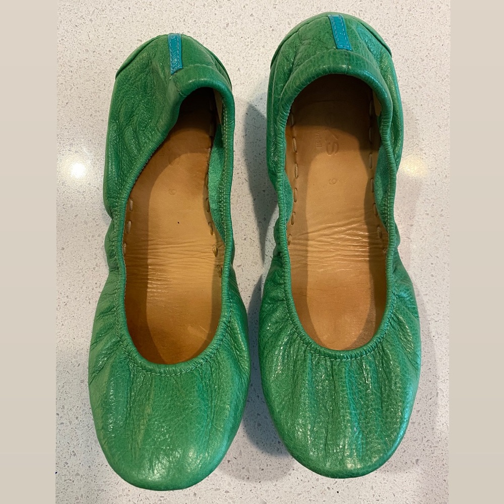 Tieks Kelly Green flats size 9